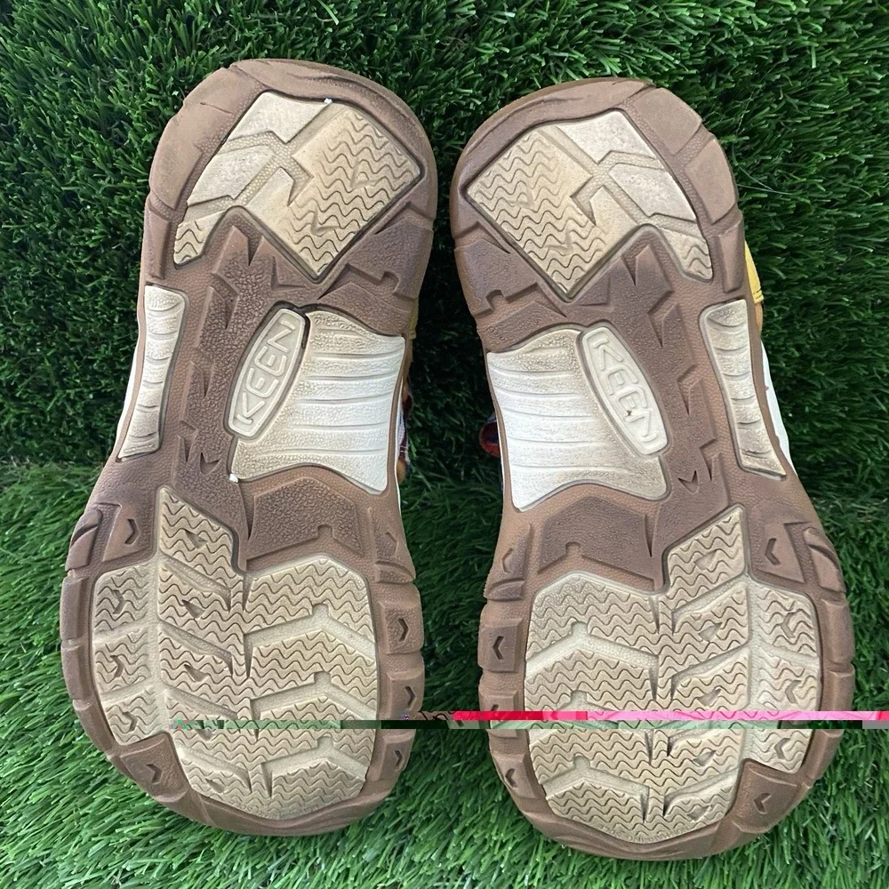 Keen Newport X Outdoor Afro Closed Toe Sandal Waterproof Shoe Hiking Kids Size 4